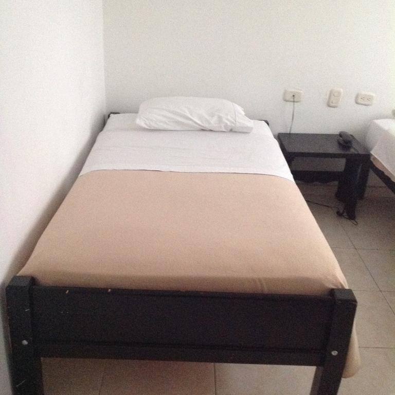Hotel Calamo Plaza Pitalito Kamer foto